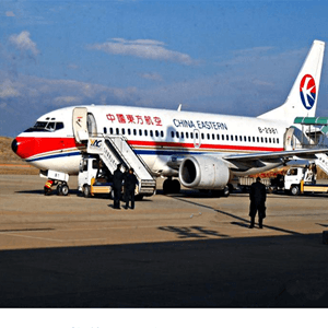 梧州西江航空快运业稳步发展的原因是什么？